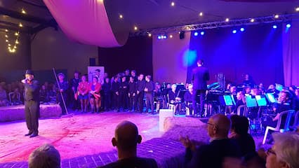 M.M. Langenhuizen Agrarisch Loon- en Grondverzetbedrijf foto 1