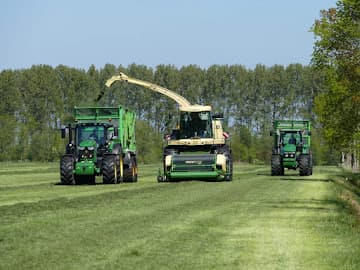 Loonbedrijf Lucas Stuut & Zn. V.O.F. foto 1