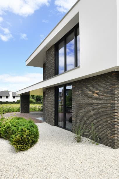 Bert van Kruistum B.V. foto 1