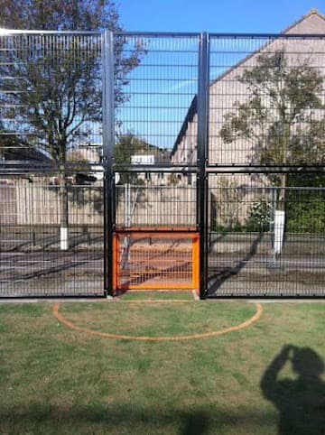 Laurens Handelsmaatschappij Hekwerk West B.V. foto 1