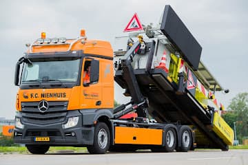 F.C. Nienhuis Wegbeveiliging foto 1