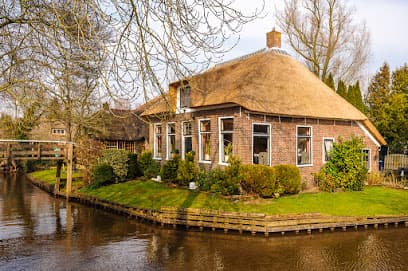 Bouwknegt Rietdekkers foto 1