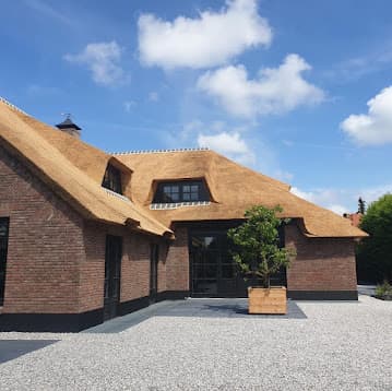 Van den Berg rietdekkers foto 1