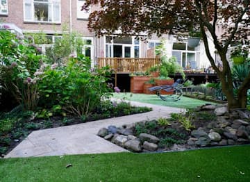 Schoffelstudent & Hoveniers foto 1