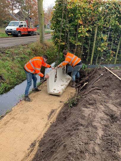 Loon- en Grondverzetbedrijf Gebr. Van Rijbroek B.V. foto 1