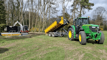 Loon- en aannemingsbedrijf van der Es foto 1