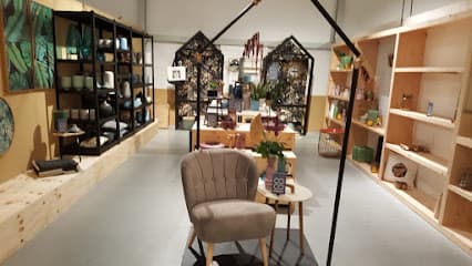 Karma Company. foto 1