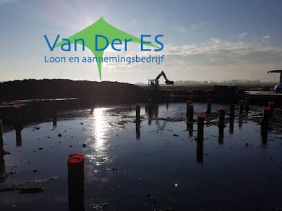 Loon- en aannemingsbedrijf van der Es foto 2