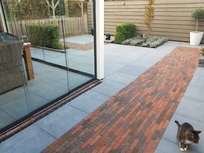 V.O.F. Bestratingsbedrijf Henken foto 3